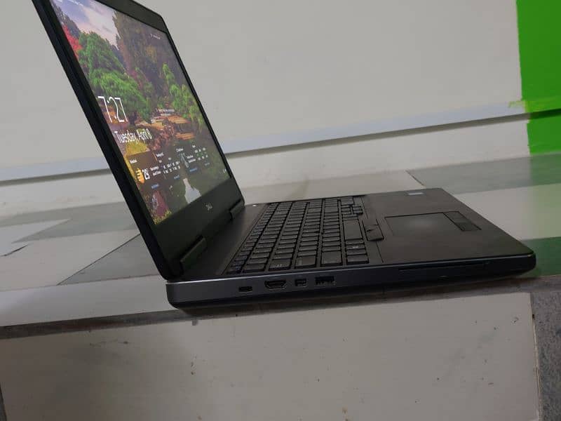 Dell workstation Laptop with Graphics Card For sale 3