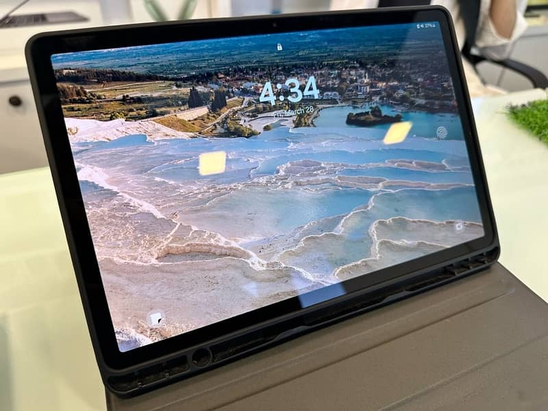Samsung Galaxy Tab S9 with S PEN & KEYBOARD 0