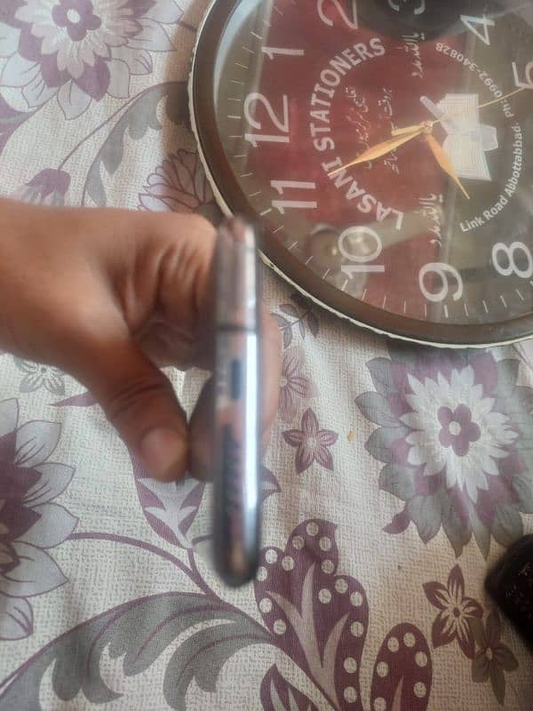 OnePlus 7t with charger pta proved only olx chat 3