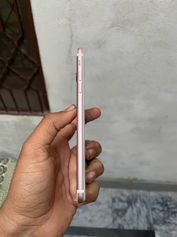 iPhone 7plus pta aproved 1