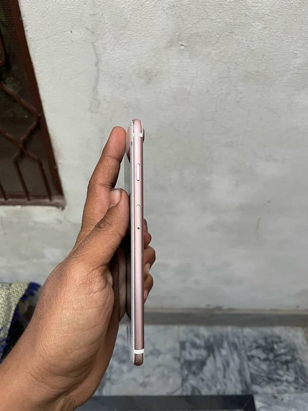 iPhone 7plus pta aproved 4