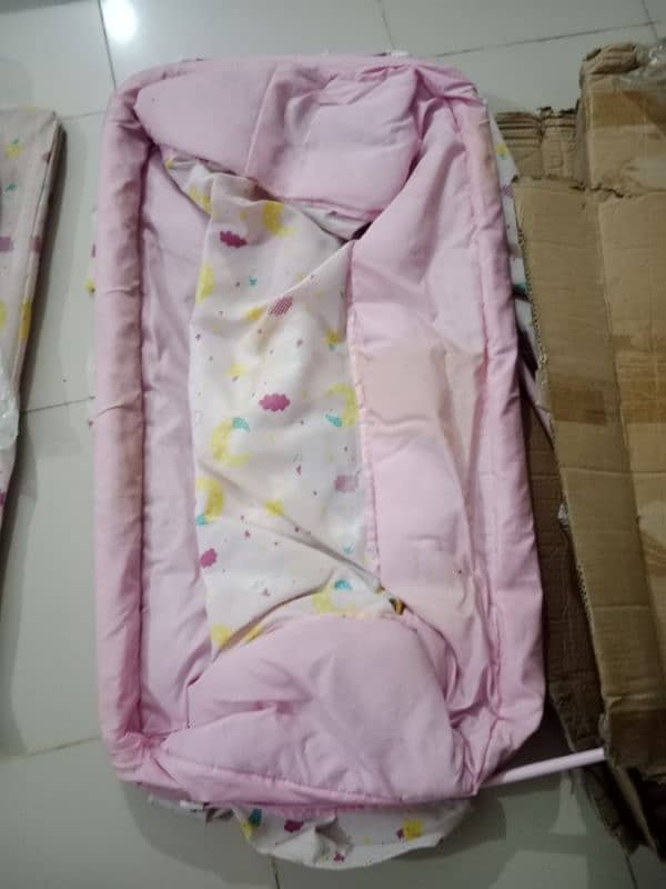 baby cot 3
