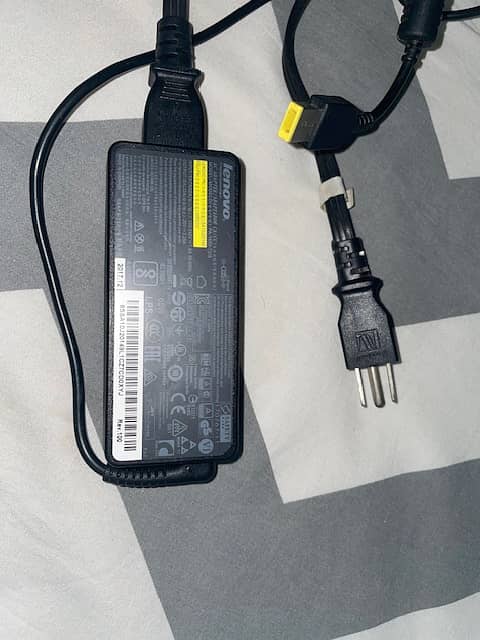 Original Lenovo Charger 0