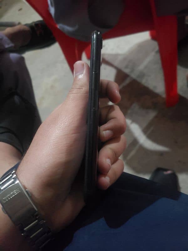 iphone 7 128 gb pta approved 4