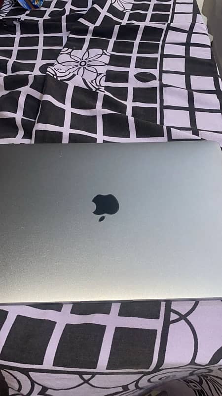 mcbook pro 2019 model 0