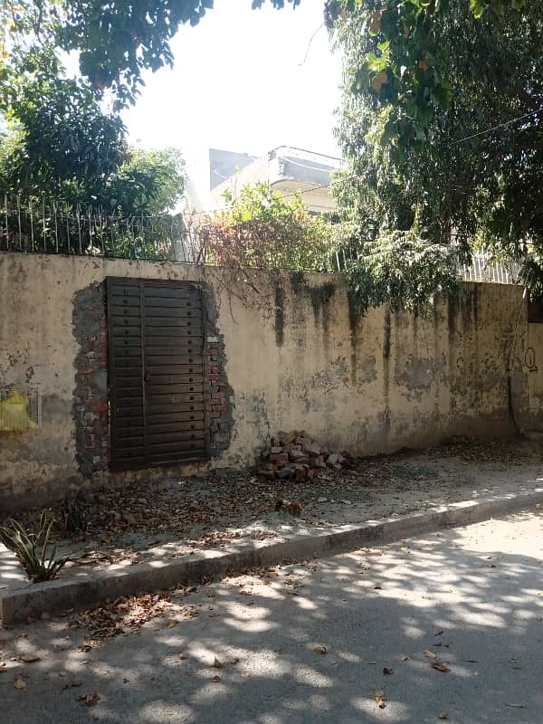 Revenue society A block 10.150 square fit plot near umt for sale 0