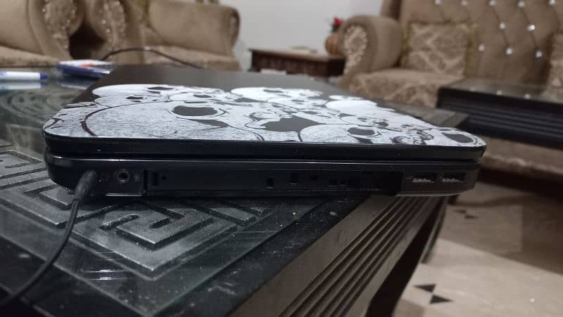 Core i3(2350M) 6gb ram 5