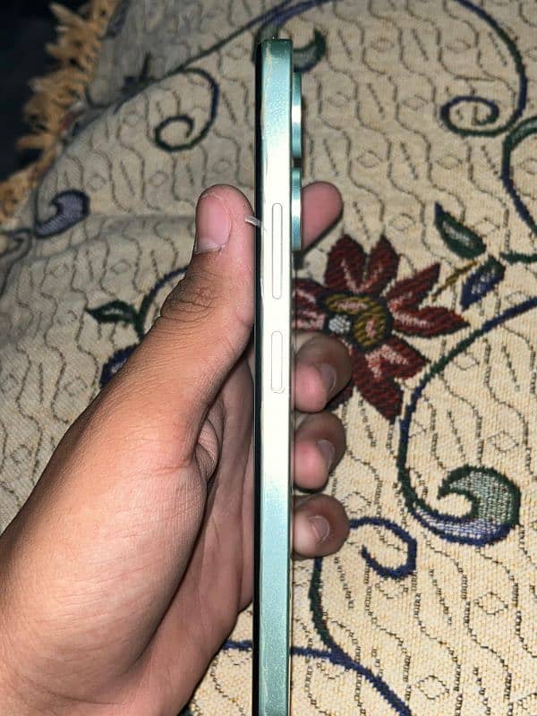 Redmi 13c 128 GB box available original charge and cable avilable 1