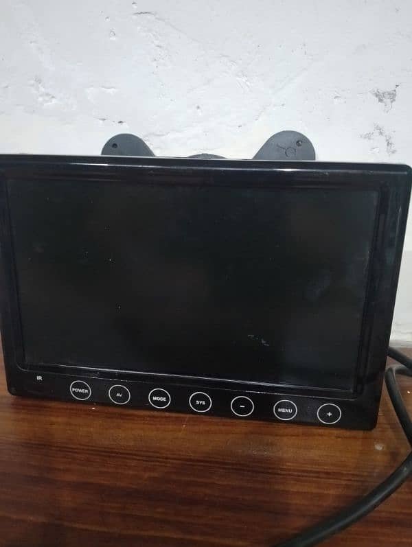 Car LCD + DVD , MP4 player 2