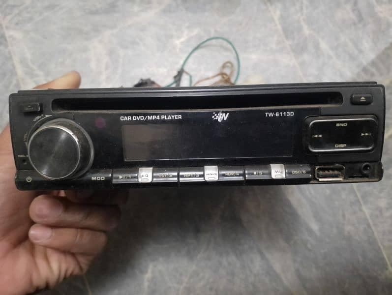 Car LCD + DVD , MP4 player 1