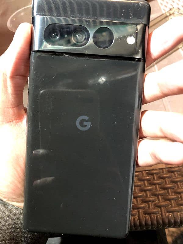 Google pixel 7 pro nonpta  12 / 128 10 by 10 0