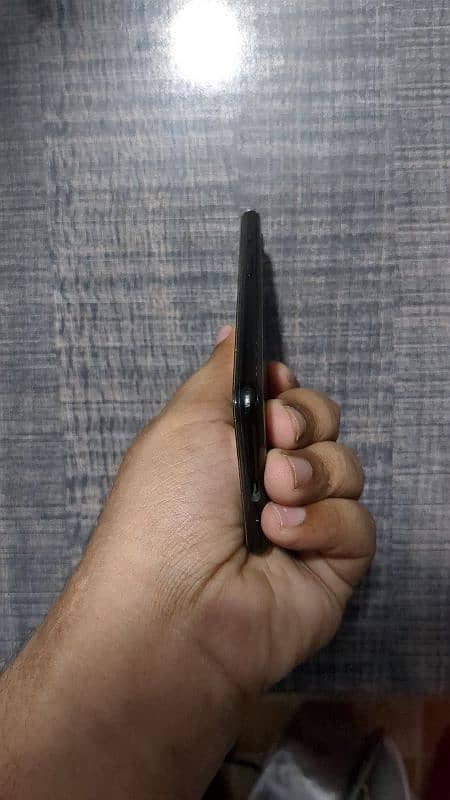 google pixel, used mobile, karachi 3