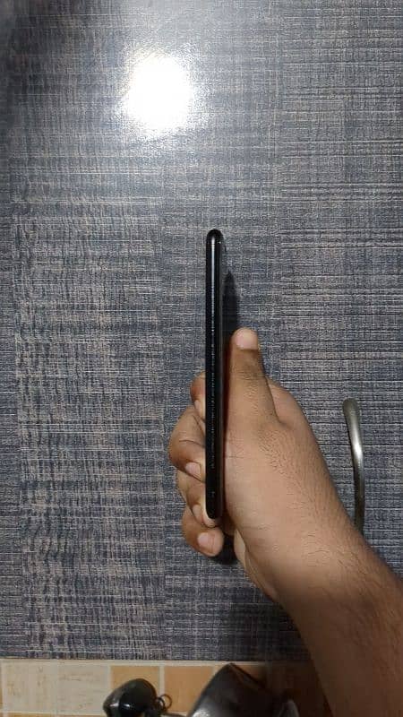 google pixel, used mobile, karachi 4
