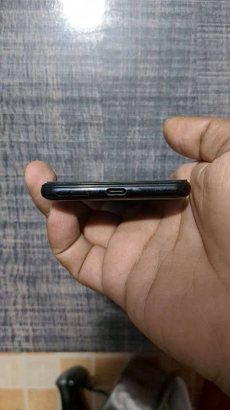 google pixel, used mobile, karachi 5