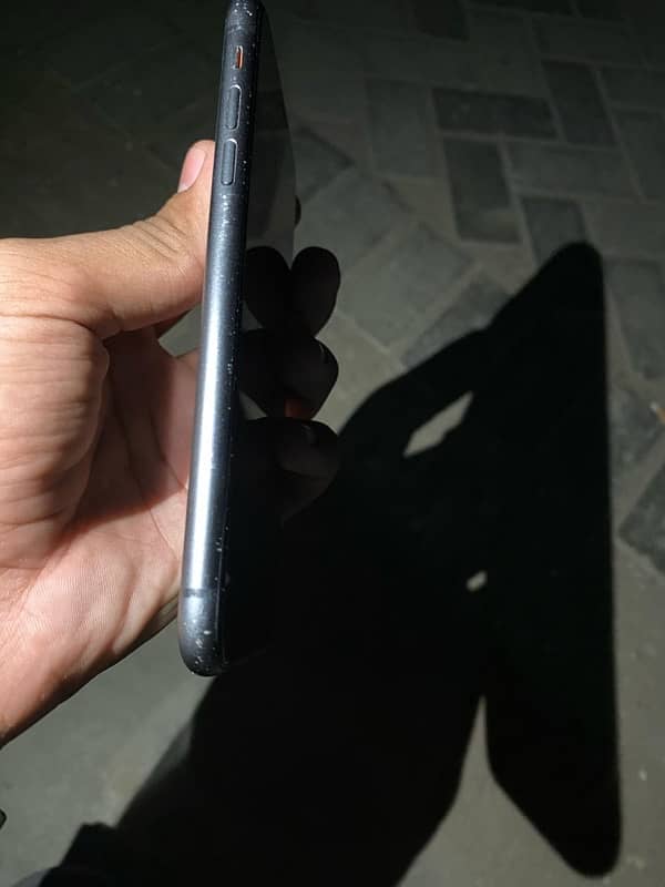 i phone 11 5