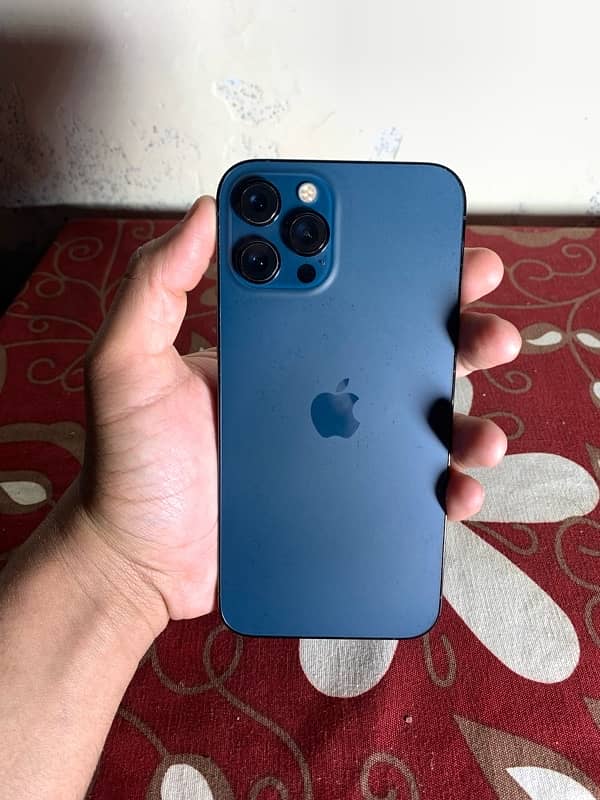 IPhone 12 Pro Max 128 GB non pta Factory Unlock Water Pack 2