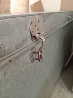 Clothes Trunk (peeti)