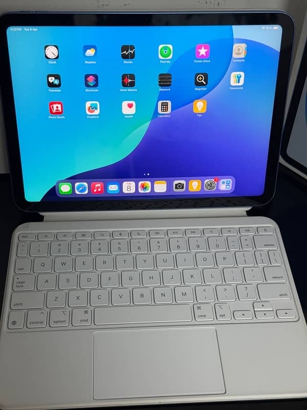 IPad 10th Generation 64GB Blue With Magic Keyboard and Apple Pencil 2 7