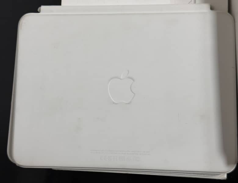 IPad 10th Generation 64GB Blue With Magic Keyboard and Apple Pencil 2 11