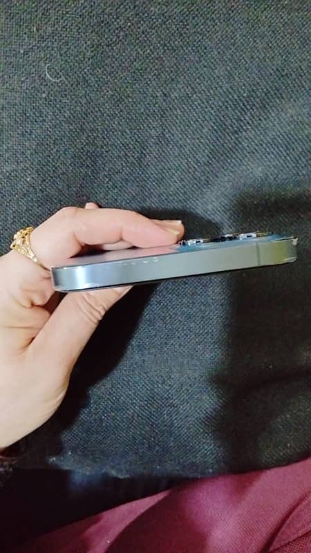 iPhone 12 Pro Max / 128GB / Non Pta / Complete Box 5