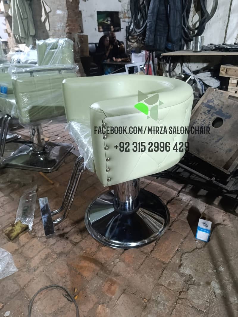 Brand new salon chairs, hair wash unit, salon furniture etc 5