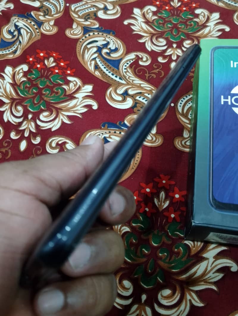 Infinix Hot 9 Play 6
