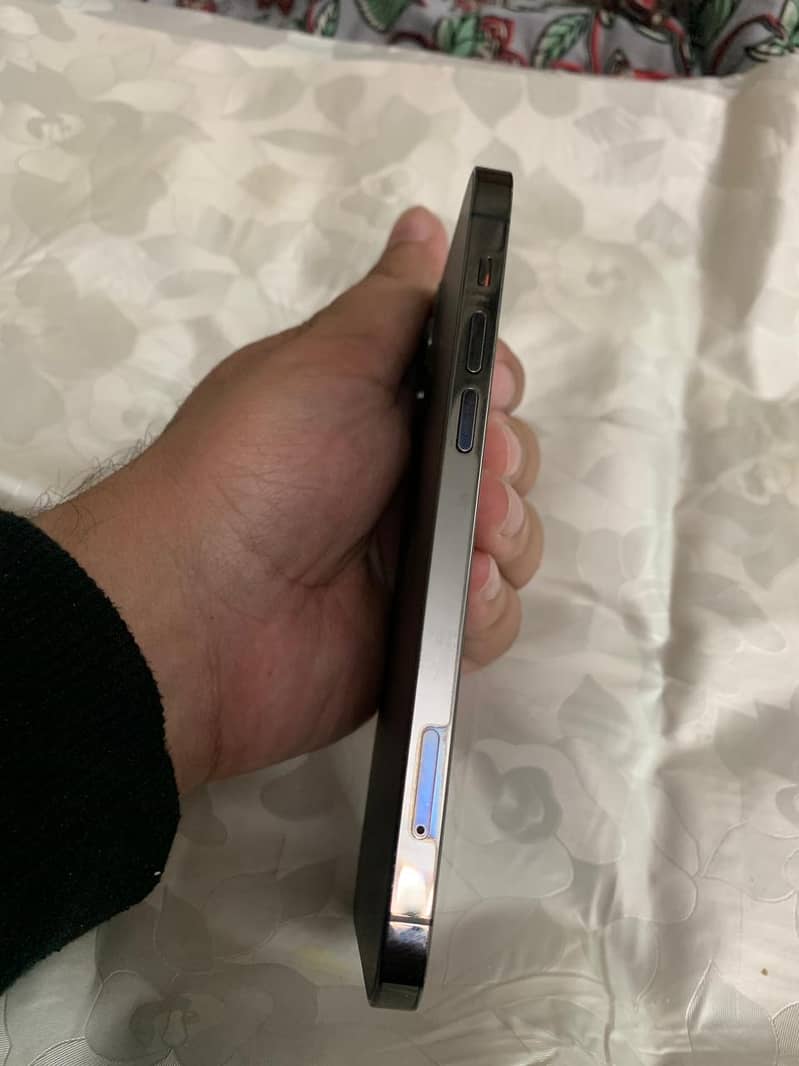 Apple iPhone 12 Pro 128-GB PTA Approved 2