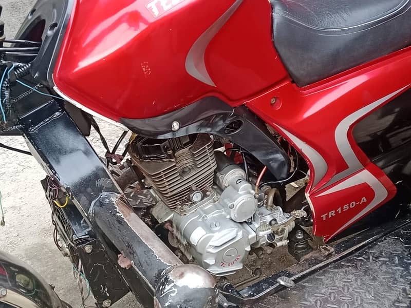 loader Rickshaw 150cc 5