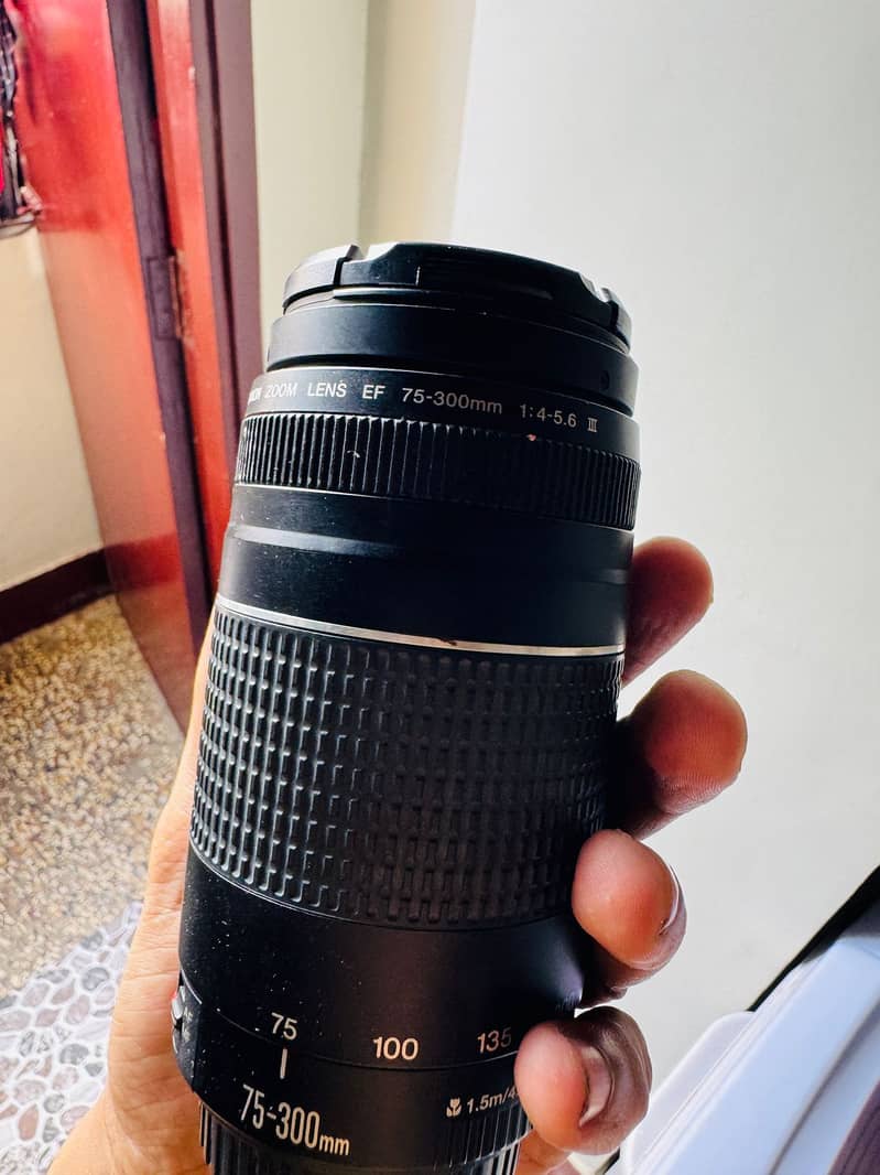 Canon 70-300mm lens good condition 1