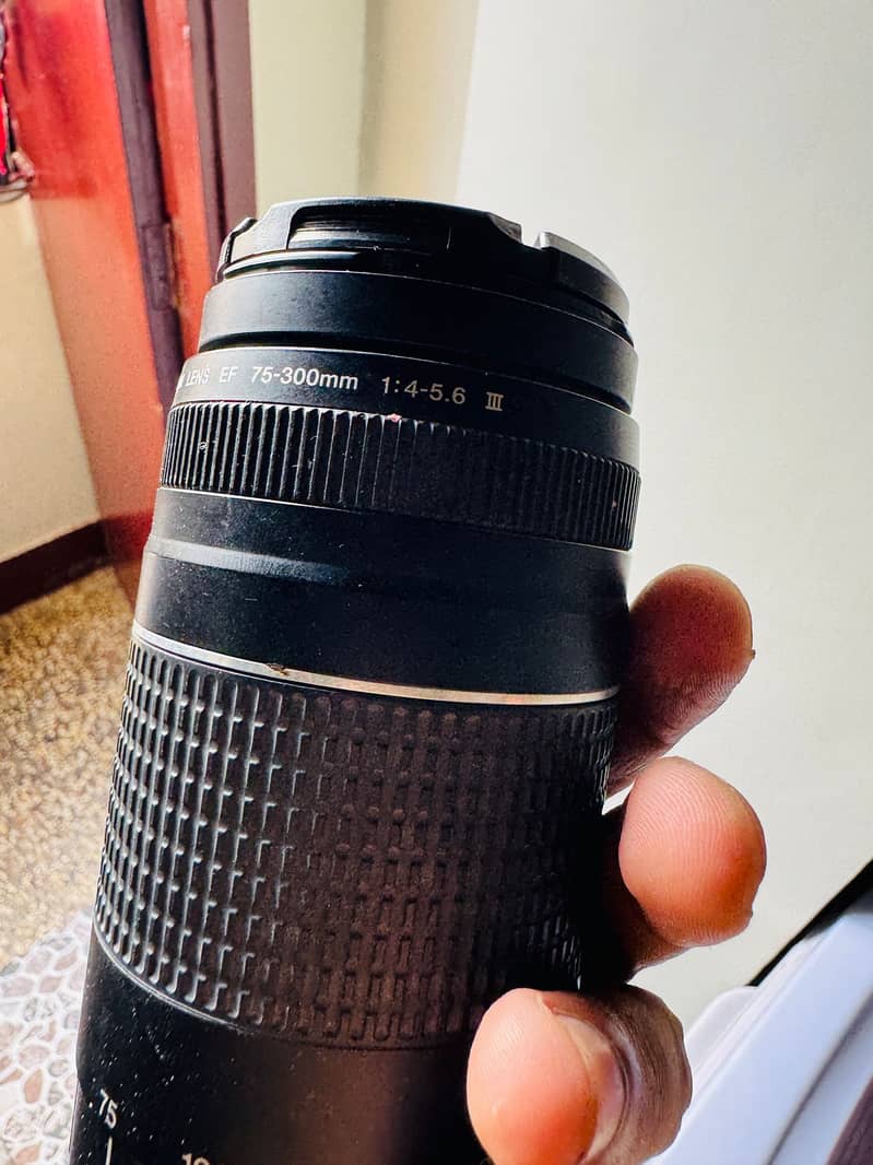 Canon 70-300mm lens good condition 2