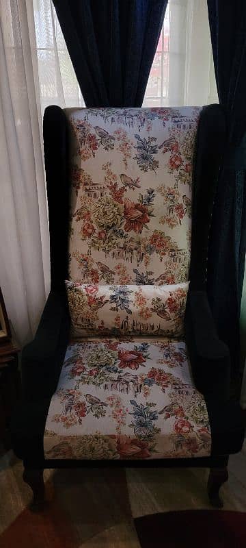 Royal British single seater sofas 0