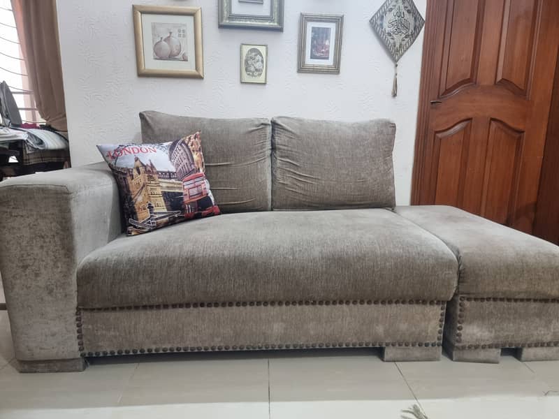Sofa and center table 4
