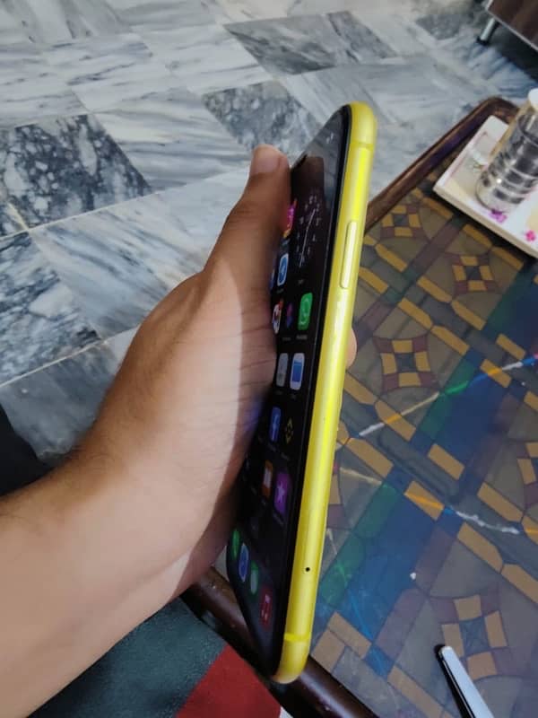 iphone 11 jv 3