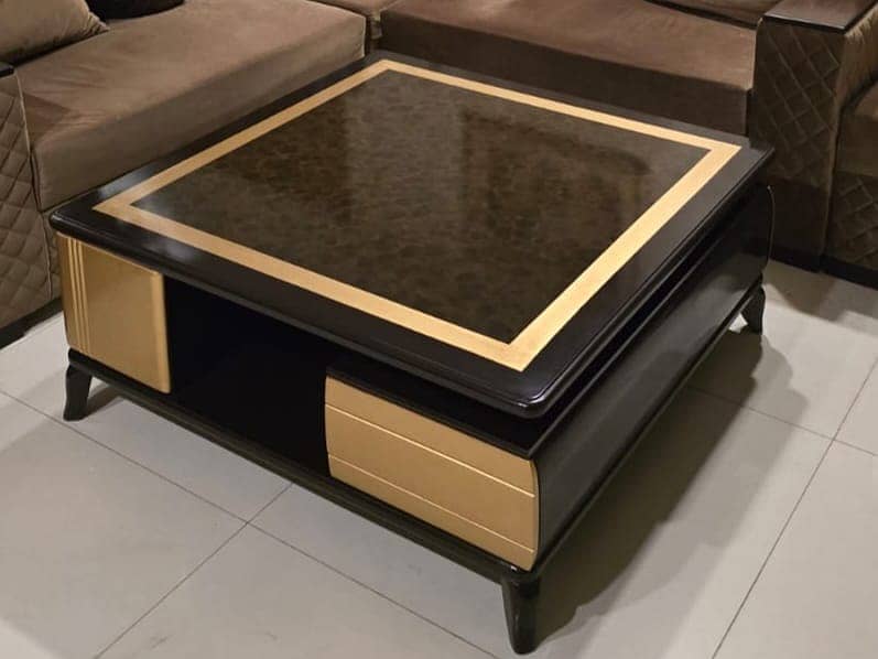 Elegant Design Center Table & Coffee Tables 5