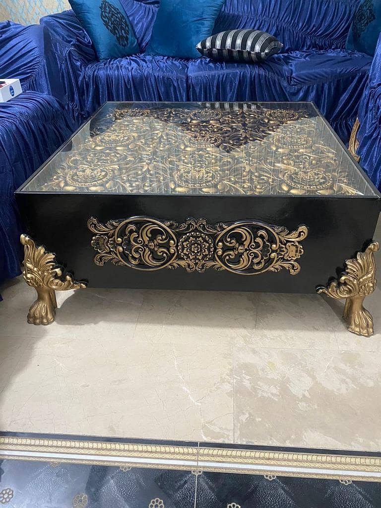 Elegant Design Center Table & Coffee Tables 14