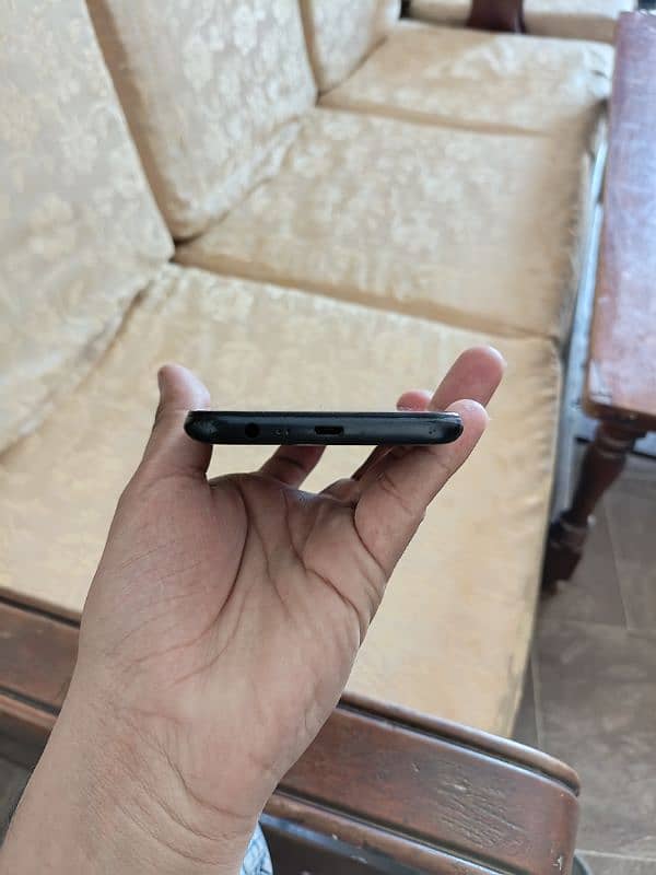 Realme C21-Y single set and Box 2