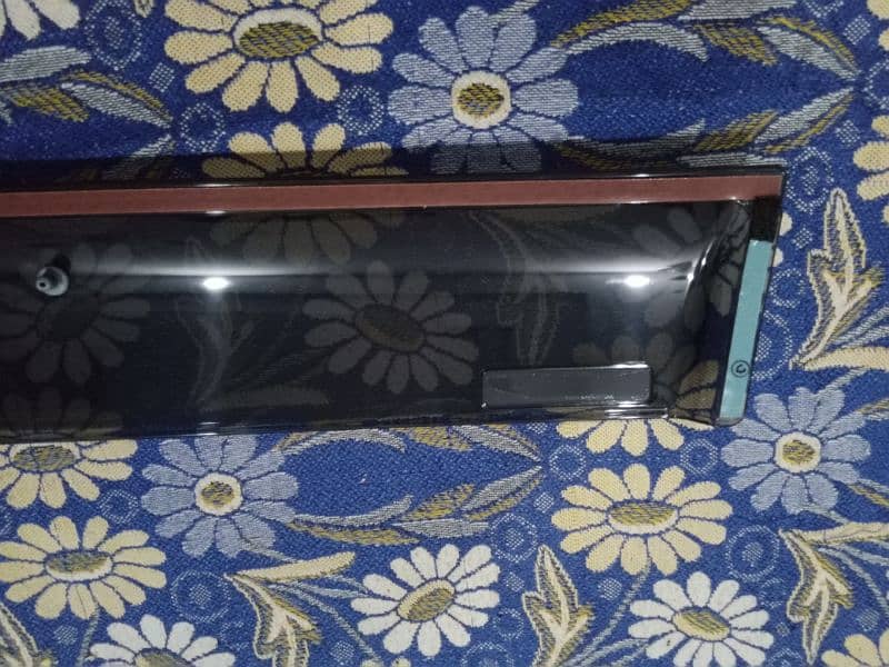 Suzuki Hustler Air Press - Window Visors 7