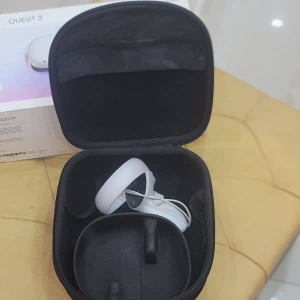 Oculus Meta Quest  2 2