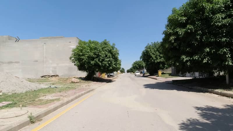 E1 Sector 5.5 Marla Residential Plot No 263P Possession Utility Charges Paid Available For Sale Near To Park And Masjid 4