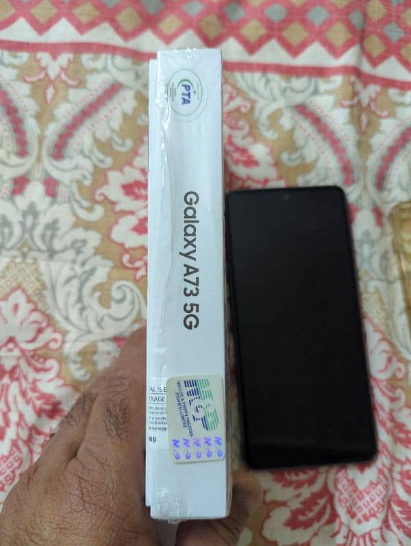 Samsung A73  5g for sale 7