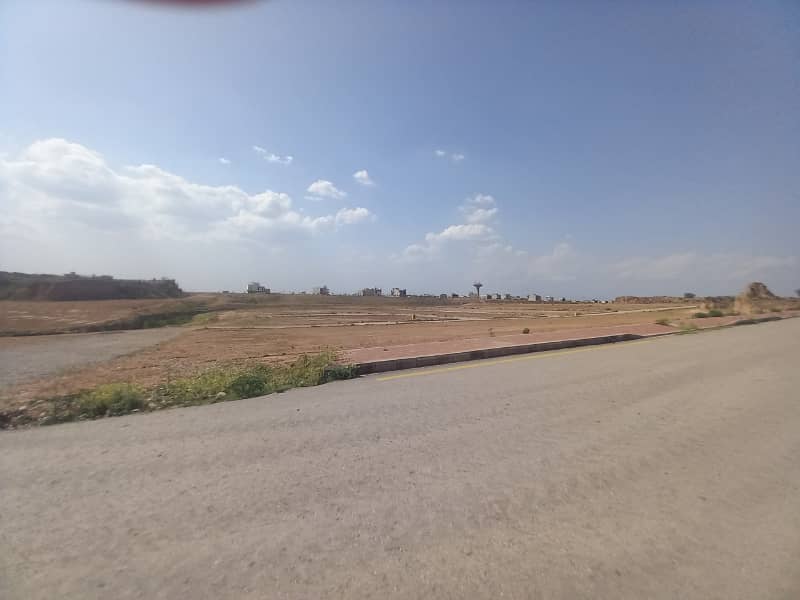 10 Marla Residential Plot Available For Sale In K Block (Plot No 226Z) Non Develop Plot But Best For Investment 7