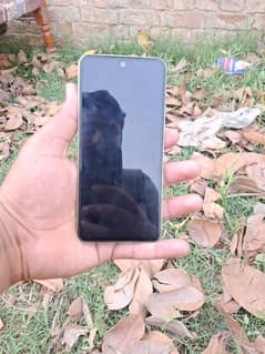 vivo y100