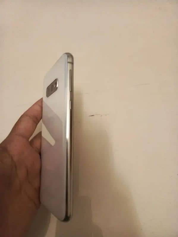Samsung Galaxy S10 e 6/128 2