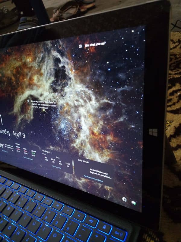 Laptop Brand / surface pro 0