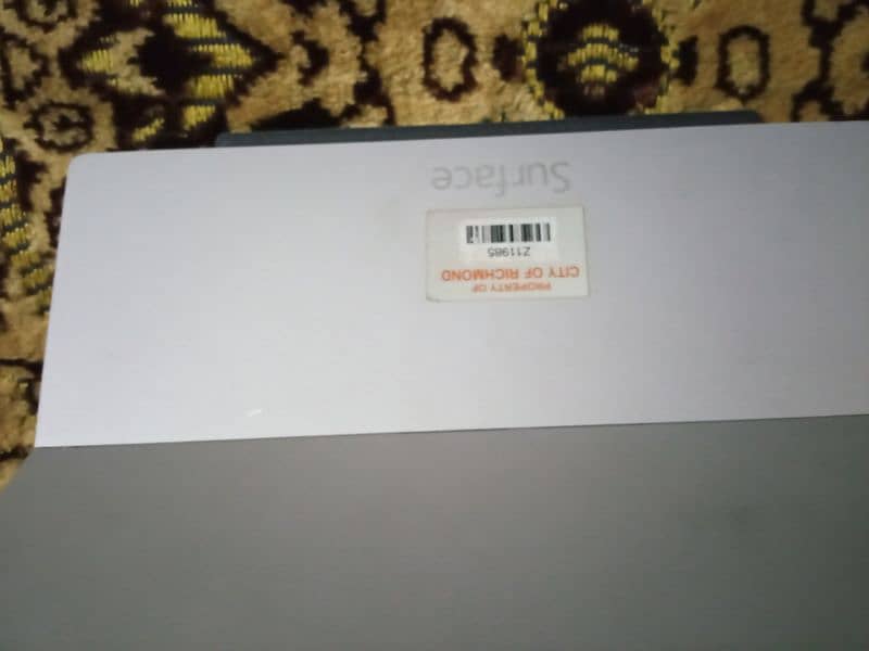 Laptop Brand / surface pro 3