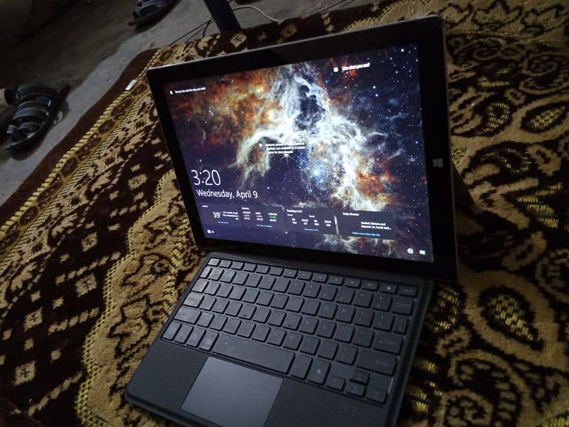 Laptop Brand / surface pro 4