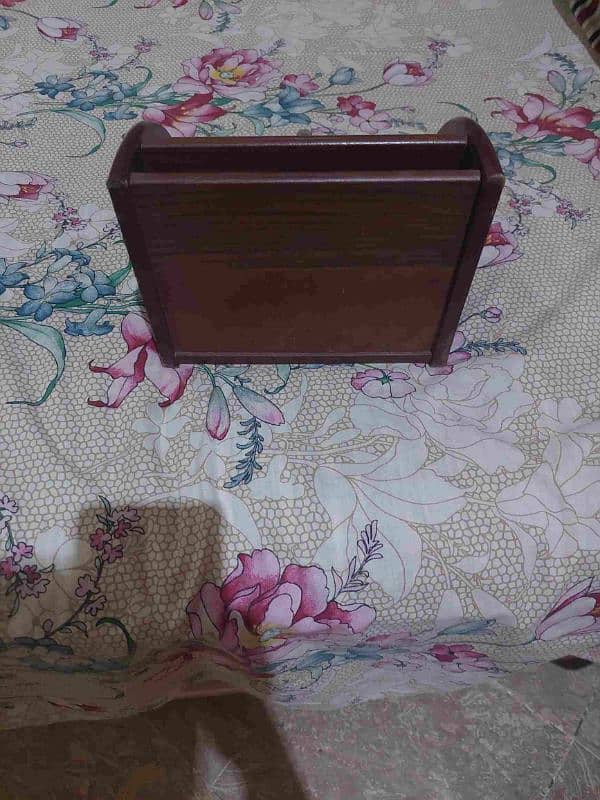 office pen_stand in 9/10 condition 1
