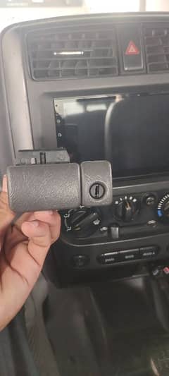 Suzuki jiminy consul box lock