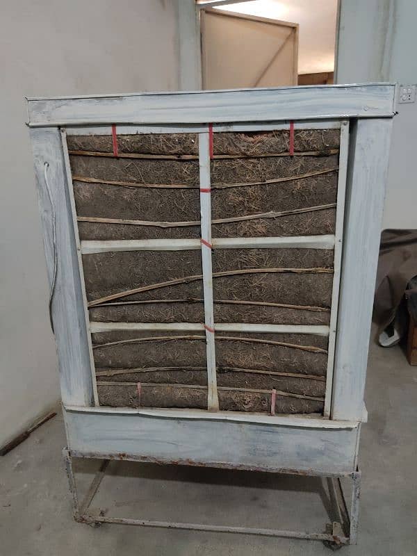 air cooler with movable stand and leather cover all genuine no repair 1