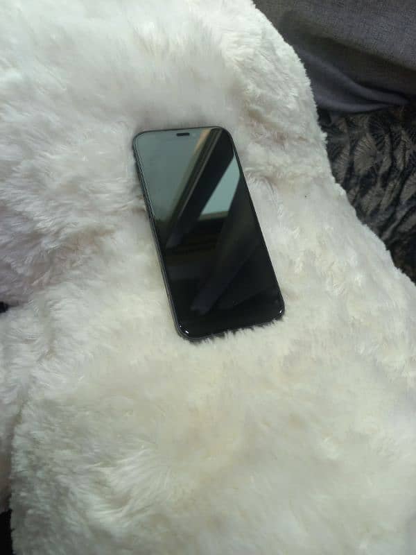 iphone 12 mini 64GB Immaculate condition 16